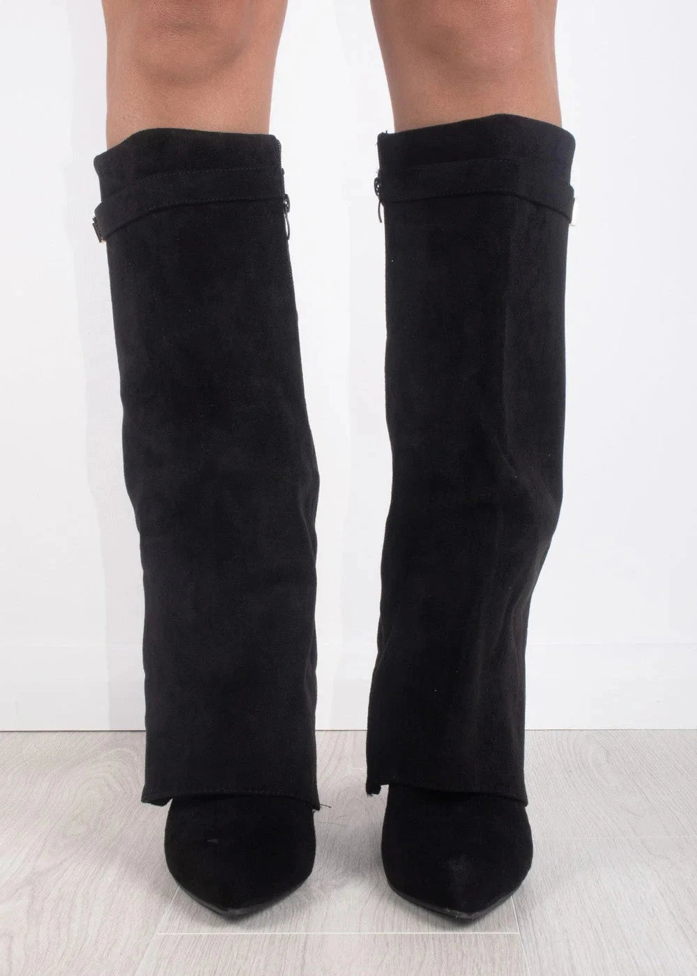 LAVISTA SUEDE KNEE HIGH BOOTS