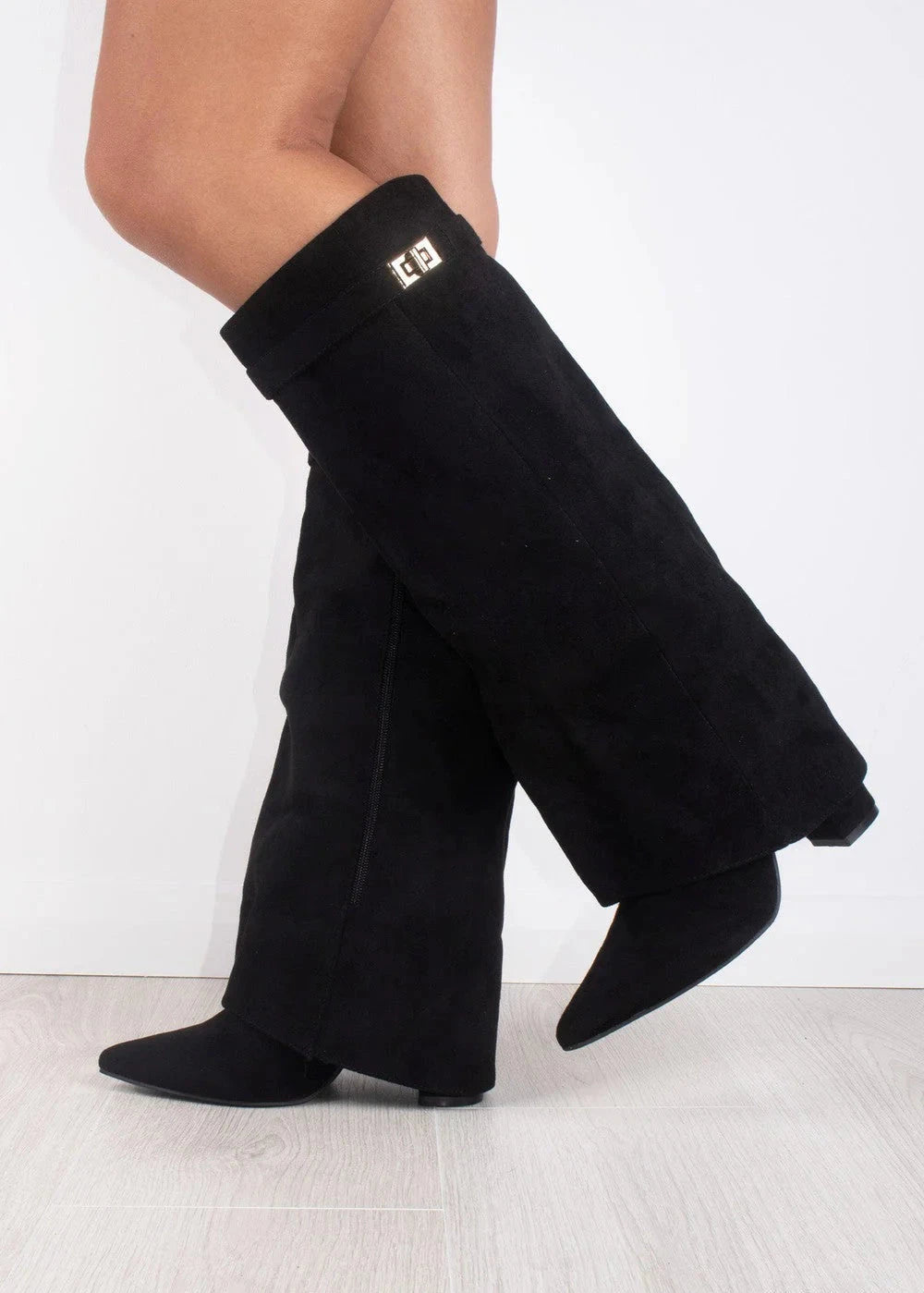LAVISTA SUEDE KNEE HIGH BOOTS